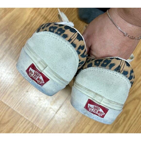 Sz 8.5 - Vans Old Skool - Custom Leopard print - Suede shoes - Picture 4 of 6